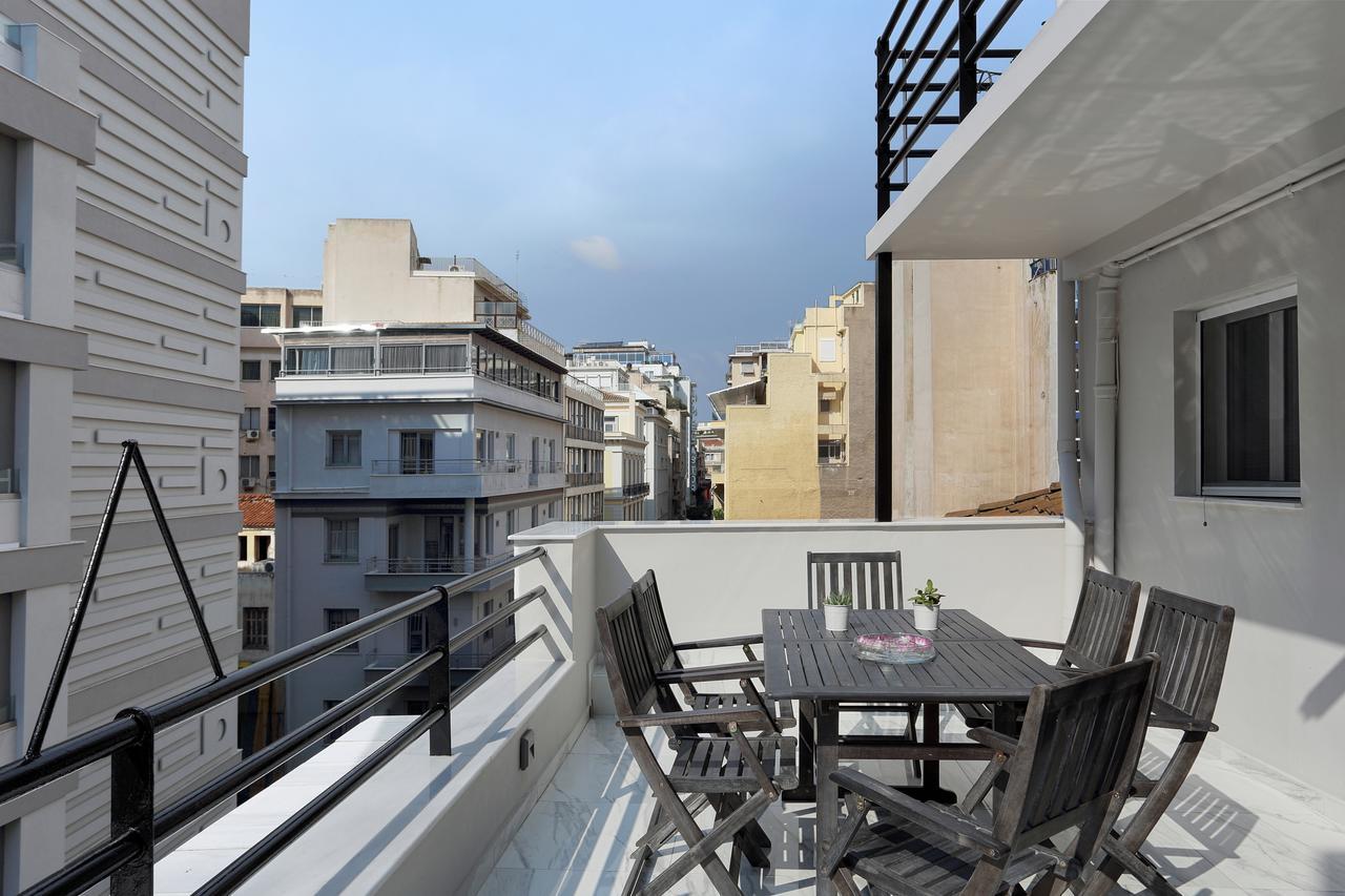 V1935 Luxurious Apartments Atene Esterno foto